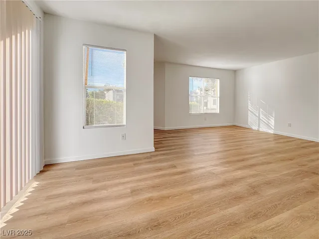 $160,000 | 6800 East Lake Mead Boulevard, Unit 1048, Las Vegas, NV 89156