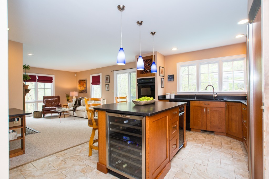 36 Jackson Pond Road, Unit 36 Dedham, MA 02026 - Photo 3 of 30 Gallery Image 3
