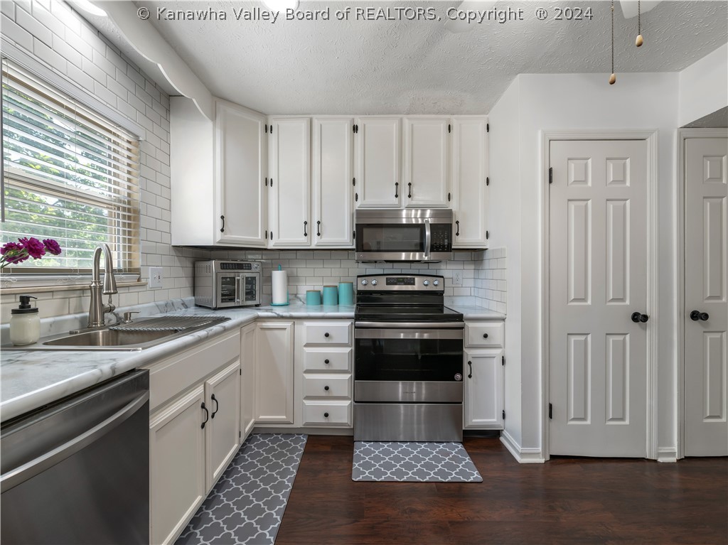 209 Jamestown Road Nitro, WV 25143 - Photo 15 of 23 Gallery Image 15