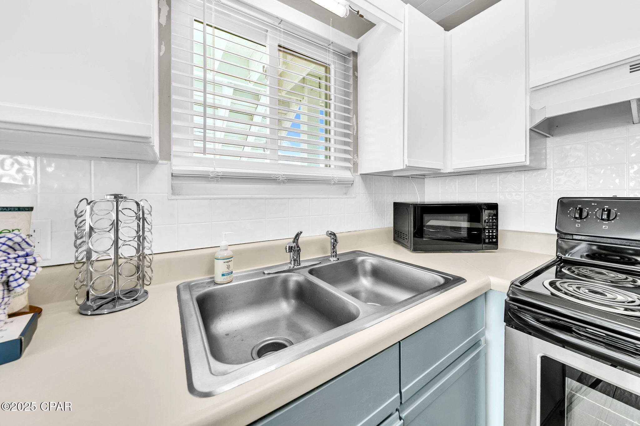 17214 Front Beach Road, Unit 10 Panama City Beach, FL 32413 - Photo 10 of 26