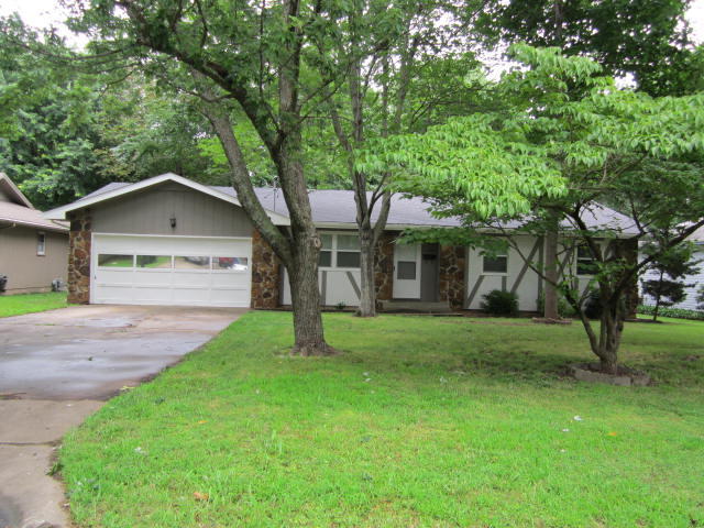 2352 South Dollison Avenue Springfield, MO 65807 - Photo 1 of 1 IMG_8736
