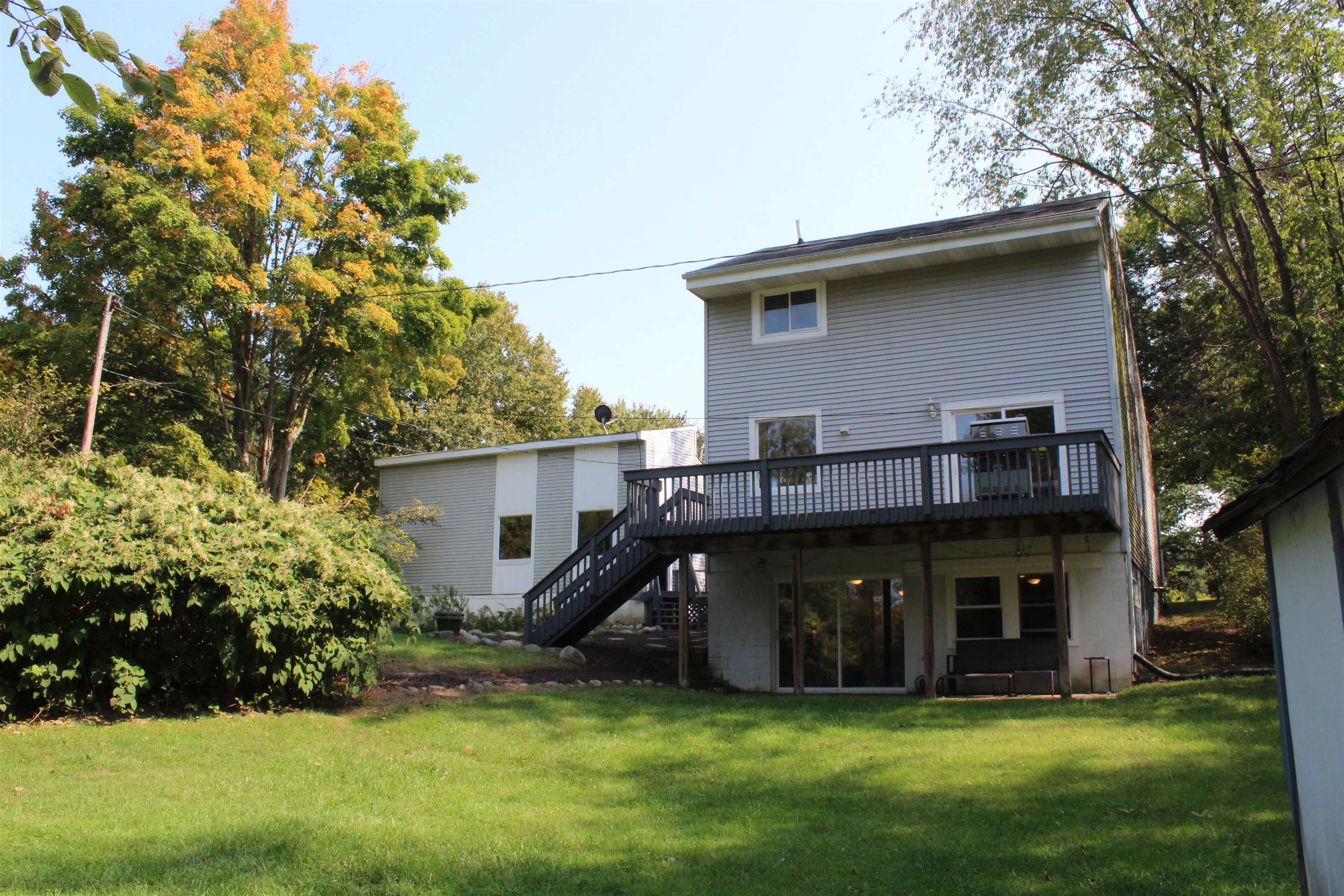 2432 Norton Road Howell, MI 48843 - Photo 9 of 52