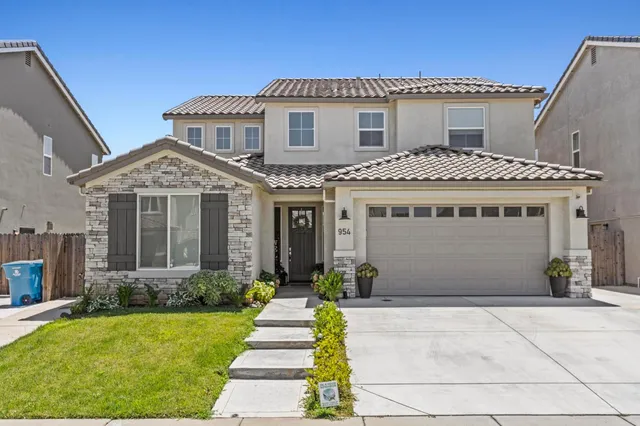 $645,000 | 954 Mayflower Way, Yuba City, CA 95991