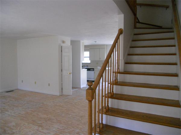 15 Manning Road, Unit D Waltham, MA 02452 - Photo 5 of 12 Gallery Image 5