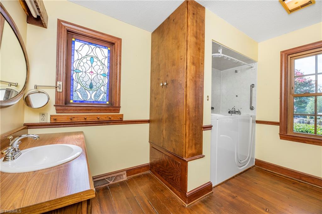 396 Weaver Road Lexington, NC 27295 - Photo 12 of 49 Gallery Image 12
