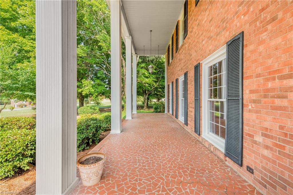 396 Weaver Road Lexington, NC 27295 - Photo 3 of 49 Gallery Image 3