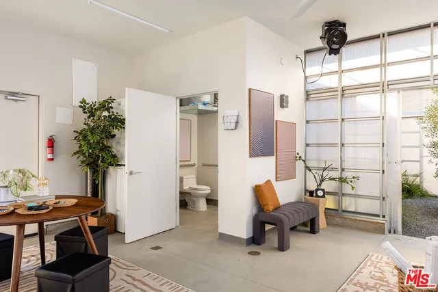 $1,895,000 | 161 North Garden Street, Ventura, CA 93001