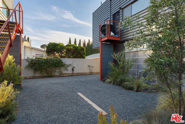 $1,895,000 | 161 North Garden Street, Ventura, CA 93001