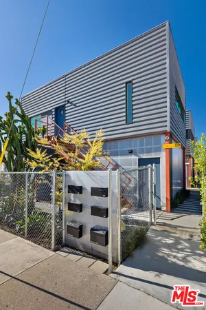 $1,895,000 | 161 North Garden Street, Ventura, CA 93001