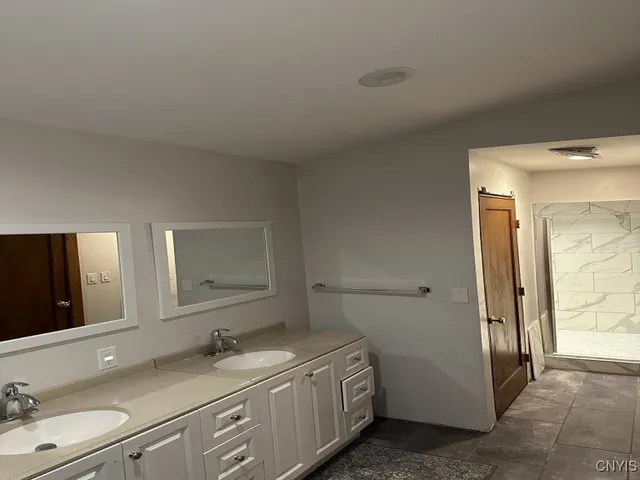 $825,000 | 845 East Main Street, East Aurora, NY 14052