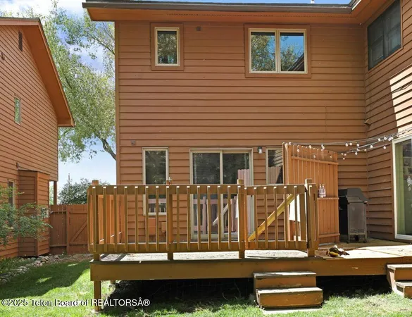 $1,225,000 | 512 South Millward Street, Unit 512, Jackson, WY 83001