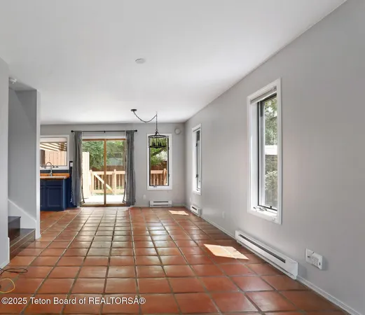 $1,225,000 | 512 South Millward Street, Unit 512, Jackson, WY 83001