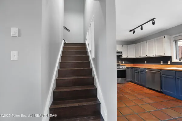 $1,225,000 | 512 South Millward Street, Unit 512, Jackson, WY 83001