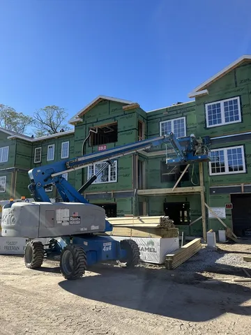 $1,199,900 | 93 Bedford Street, Unit 101, Lexington, MA 02420