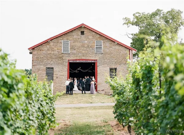 $9,000,000 | 5138 Lower Mountain Road, Cambria, NY 14094