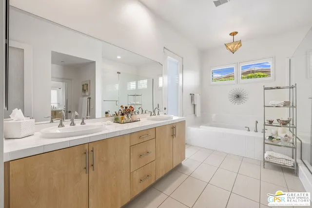 $1,295,000 | 702 Axis Way, Palm Springs, CA 92262