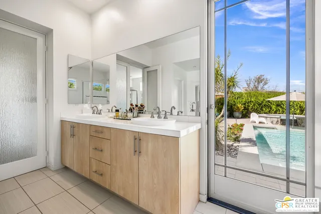 $1,295,000 | 702 Axis Way, Palm Springs, CA 92262