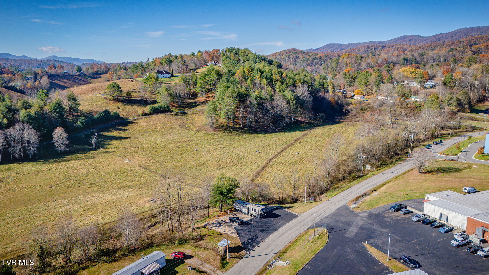177 Hospital Road Mountain City, TN 37683 - Photo 12 of 19 106