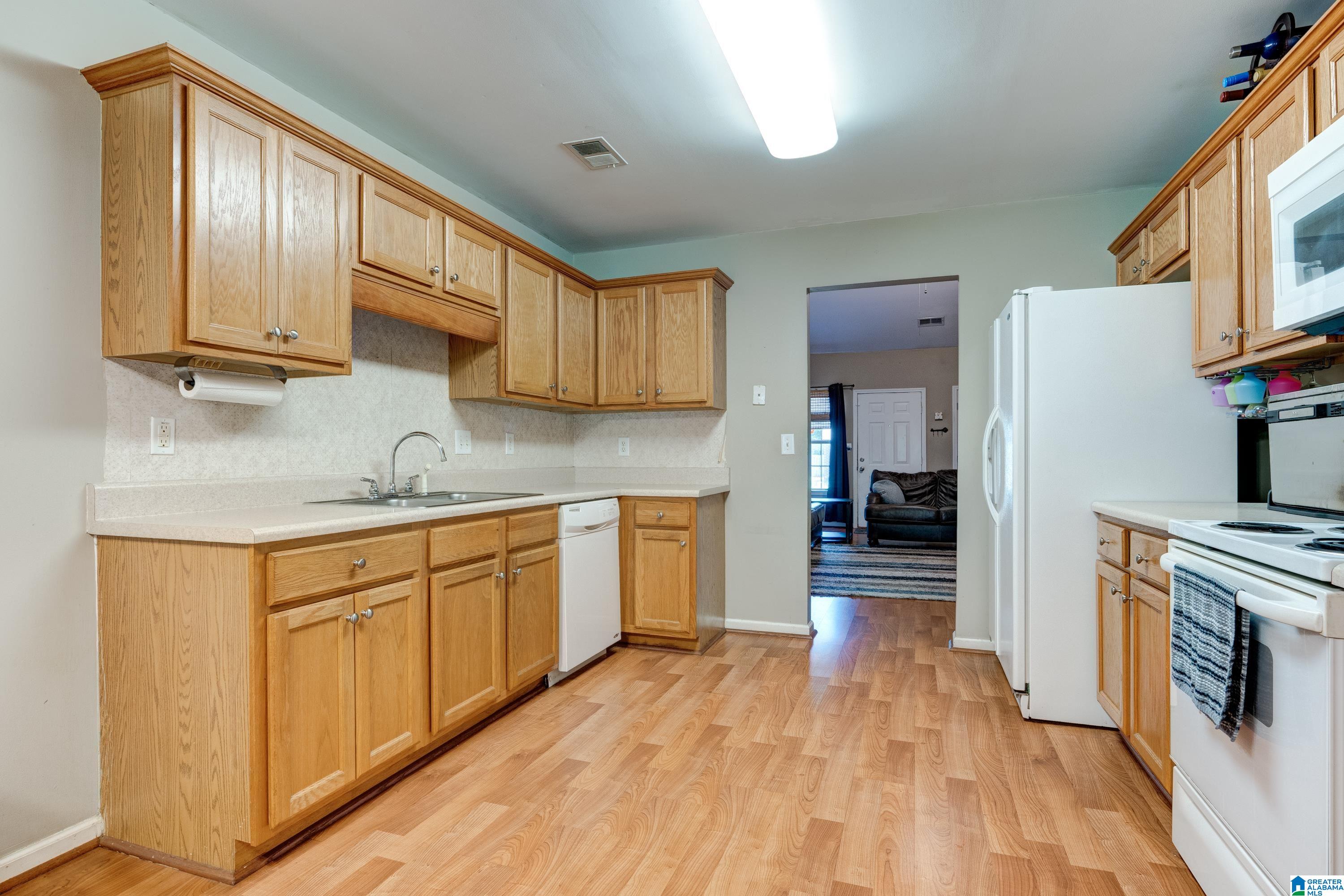 3068 Summit Lane Fultondale, AL 35068 - Photo 9 of 19