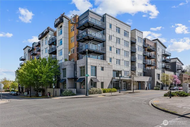 $300,000 | 15100 6th Avenue Southwest, Unit 420, Burien, WA 98166