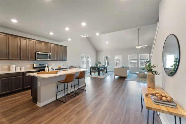 $439,999 | 17608 Caldera Way, Manor, TX 78653