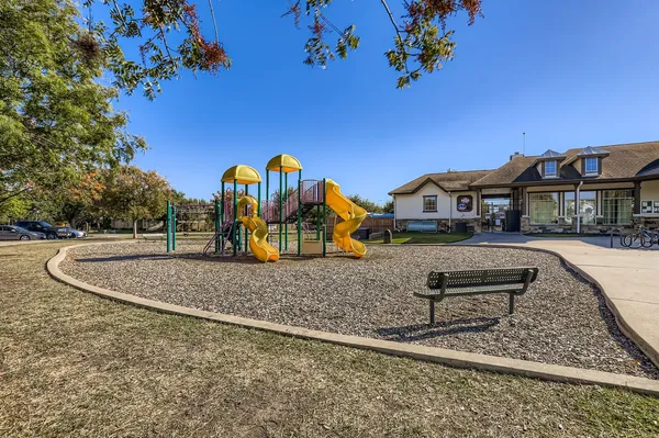 $439,999 | 17608 Caldera Way, Manor, TX 78653