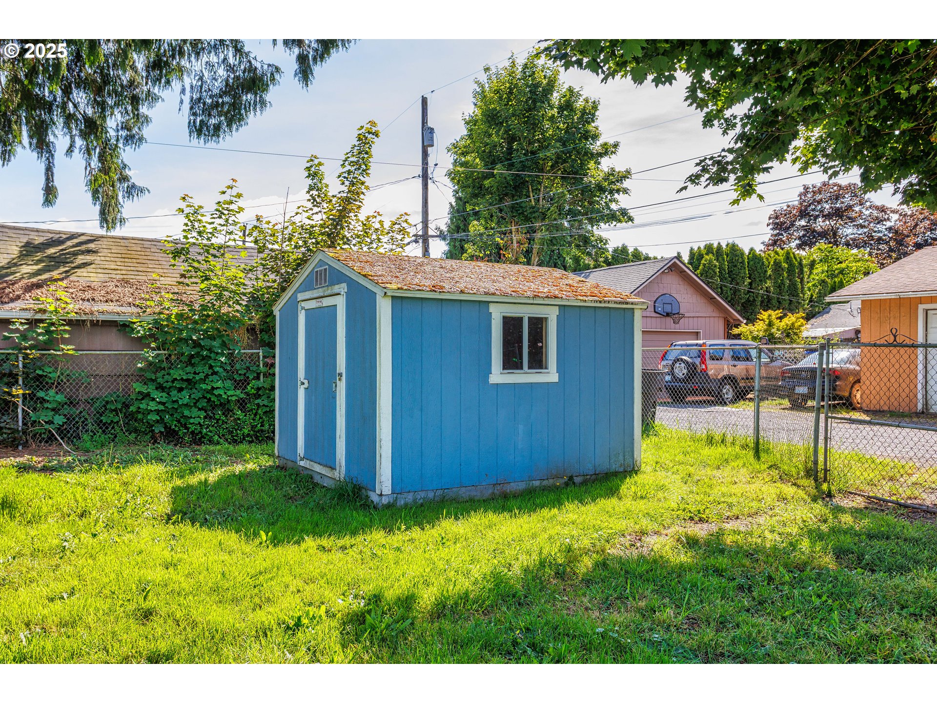 1617 7th Avenue Longview, WA 98632 - Photo 20 of 23 a view of an house with backyard space and sitting area