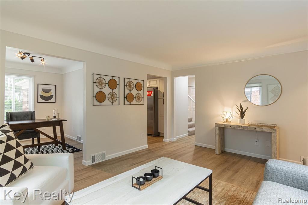 503 Woodside Road Royal Oak, MI 48073 - Photo 14 of 73