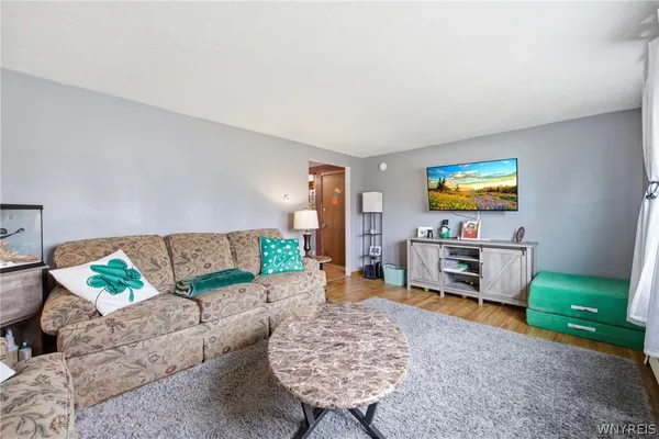 $298,000 | 75 Theresa Drive, Cheektowaga, NY 14227