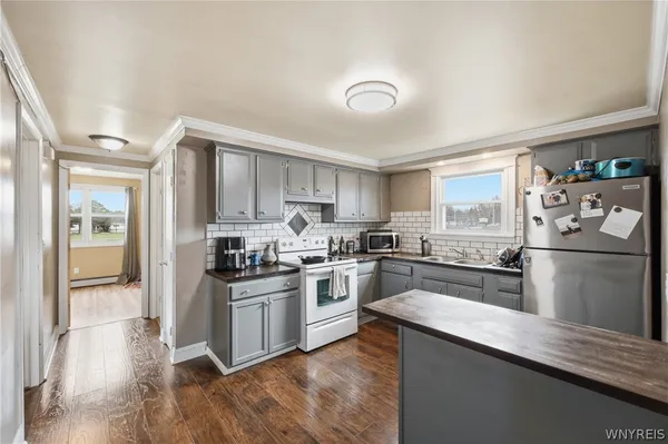 $298,000 | 75 Theresa Drive, Cheektowaga, NY 14227