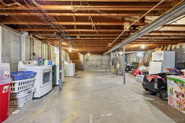 $298,000 | 75 Theresa Drive, Cheektowaga, NY 14227