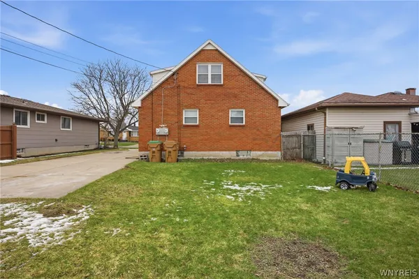 $298,000 | 75 Theresa Drive, Cheektowaga, NY 14227