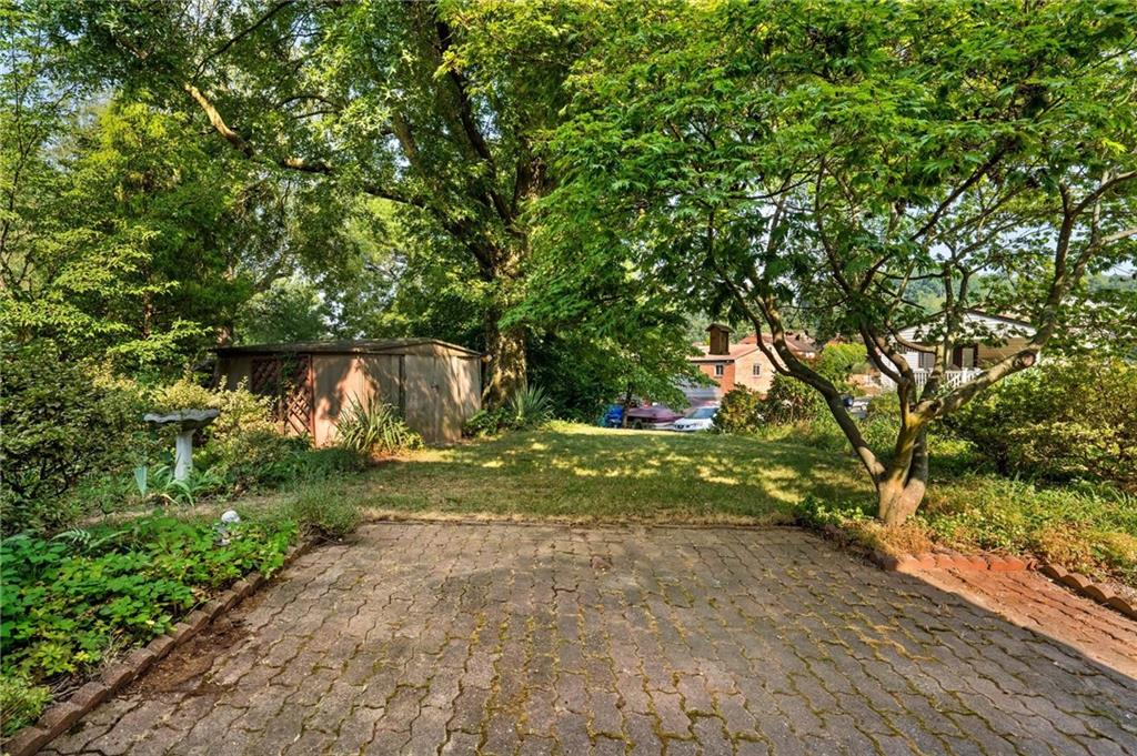 106 Fenway Road Pittsburgh, PA 15209 - Photo 7 of 25 a view of a yard