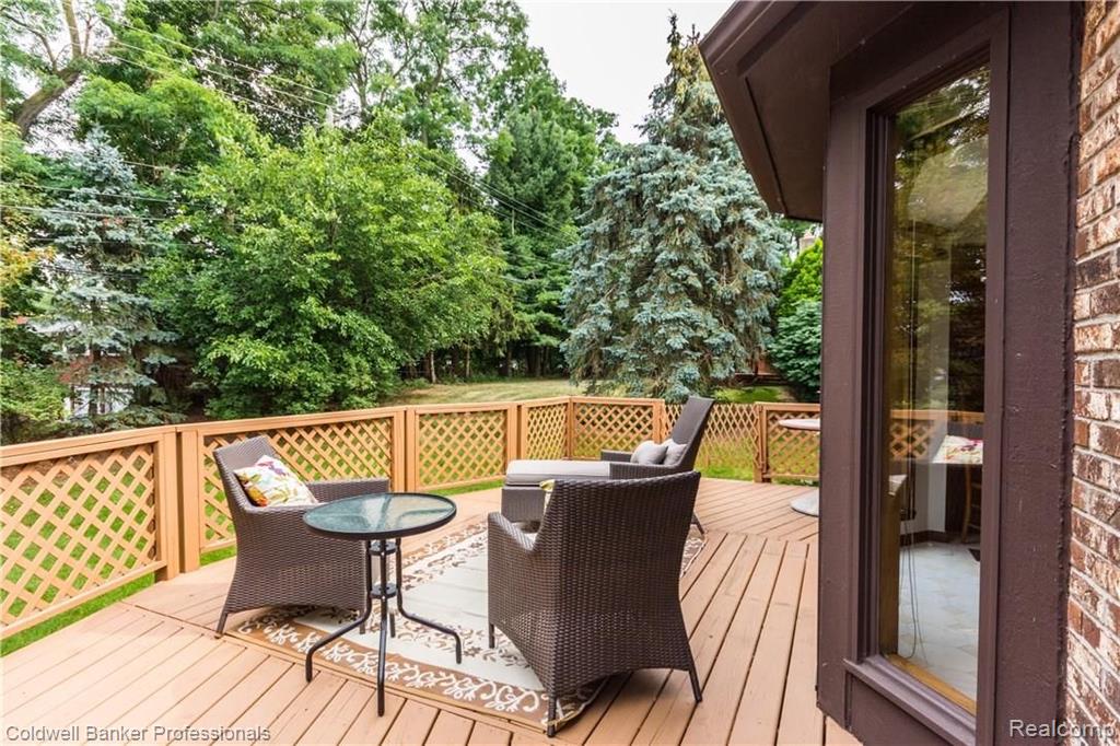 19 Sugar Pine Road Rochester Hills, MI 48309 - Photo 32 of 35