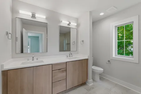 $699,900 | 15 North Hill Street, Unit E, Nashville, TN 37210