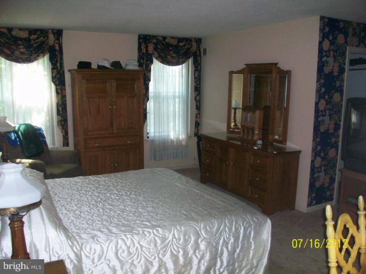 1108 Bartlett Road, Unit 170 Wayne, PA 19087 - Photo 9 of 13 Bedroom - Main