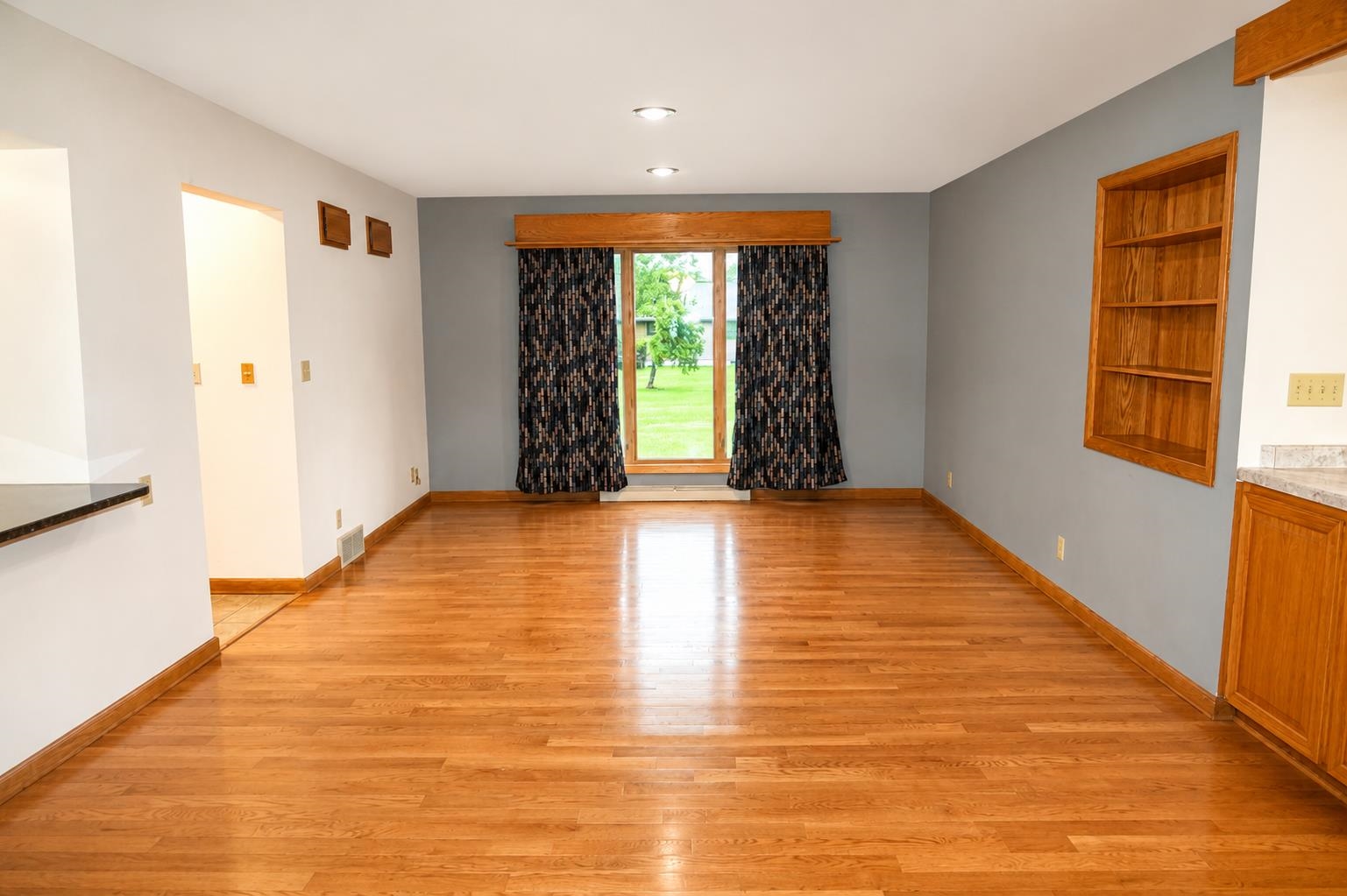 220 North Ohio Street Prairie du Chien, WI 53821 - Photo 8 of 25