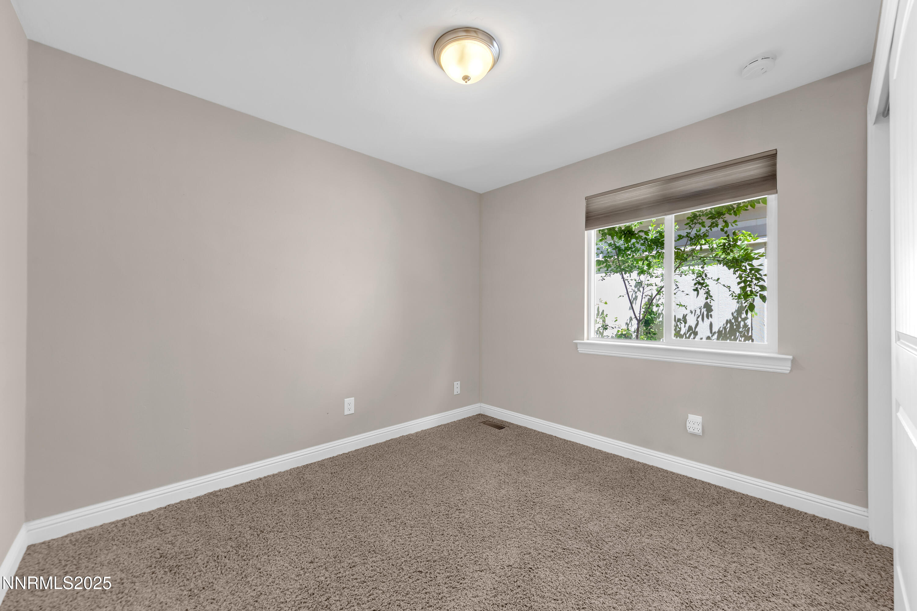 1220 Conway Lane Reno, NV 89503 - Photo 26 of 30 an empty room with a window