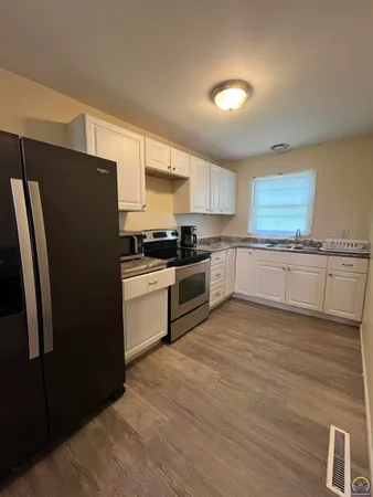 $124,000 | 22 South Exchange Street, Emporia, KS 66801
