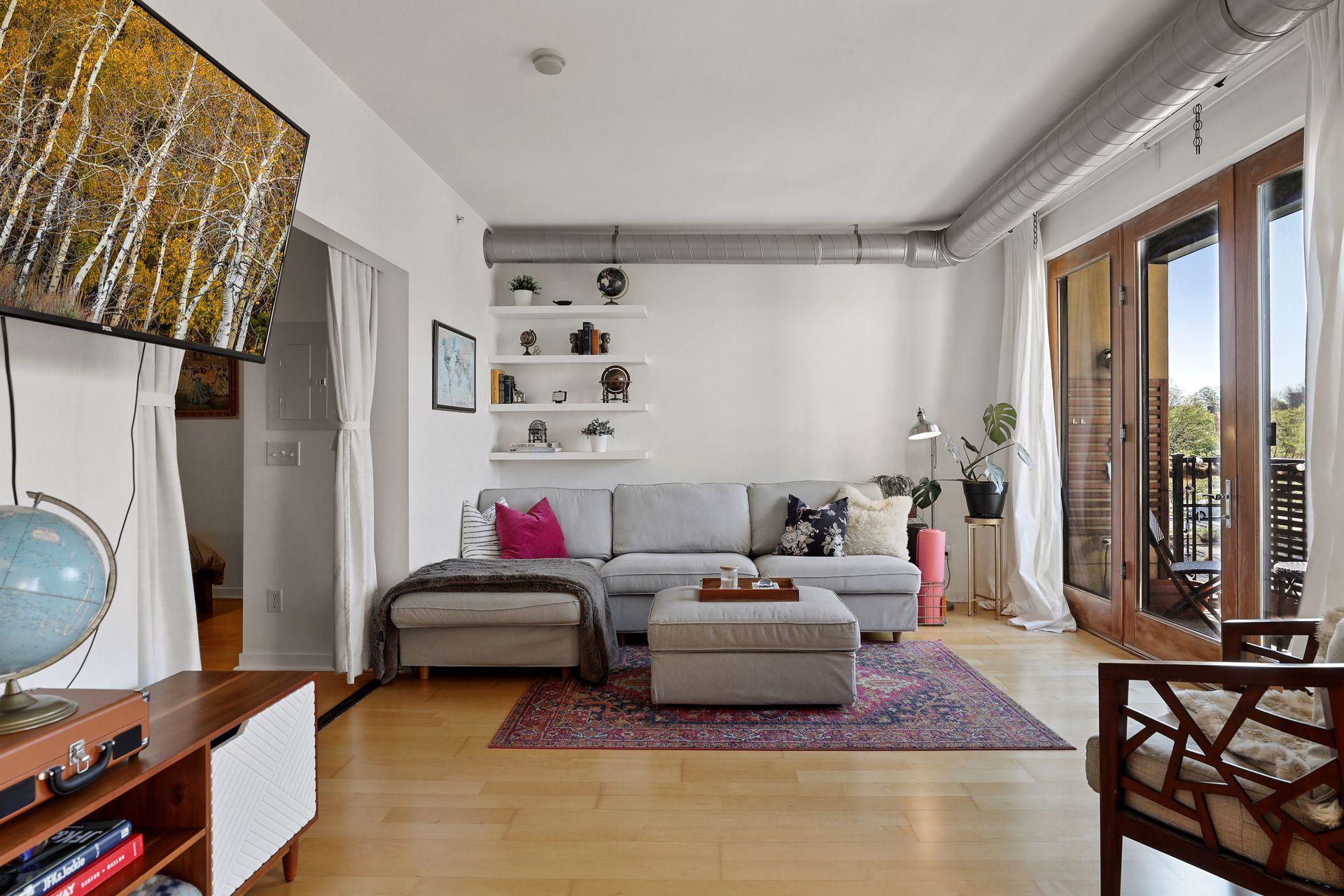 15 East Franklin Avenue, Unit 309 Minneapolis, MN 55404 - Photo 11 of 27