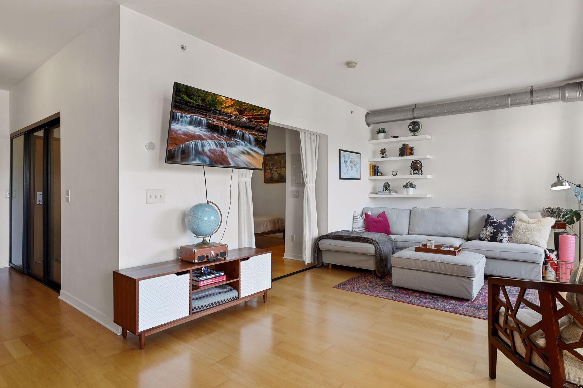 15 East Franklin Avenue, Unit 309 Minneapolis, MN 55404 - Photo 12 of 27