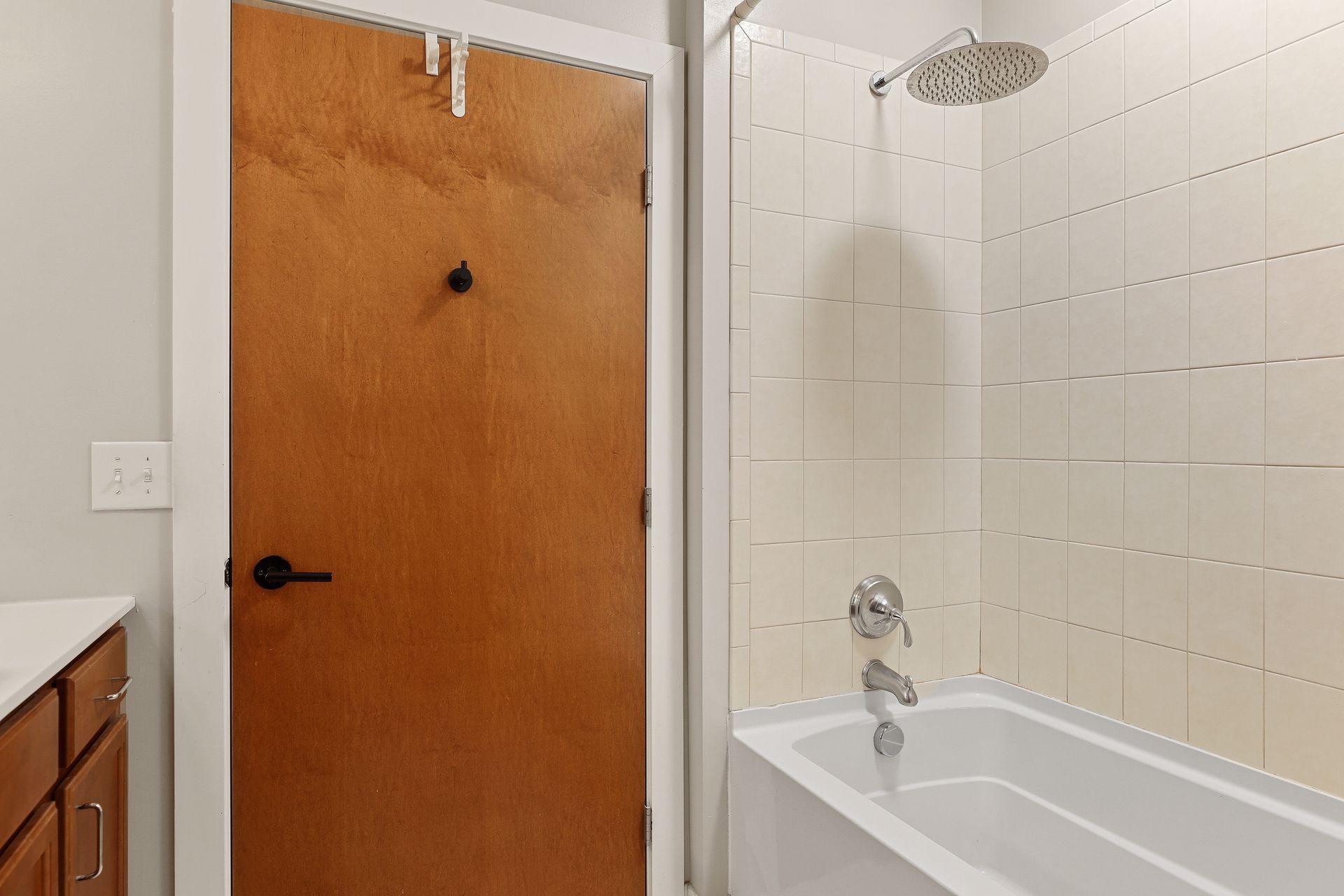 15 East Franklin Avenue, Unit 309 Minneapolis, MN 55404 - Photo 16 of 27