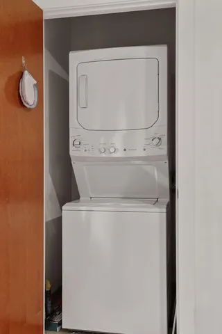 $1,595 | 15 East Franklin Avenue, Unit 309, Minneapolis, MN 55404