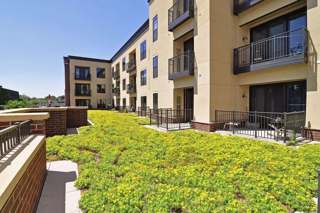 $1,595 | 15 East Franklin Avenue, Unit 309, Minneapolis, MN 55404