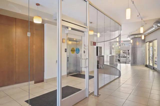 $1,595 | 15 East Franklin Avenue, Unit 309, Minneapolis, MN 55404