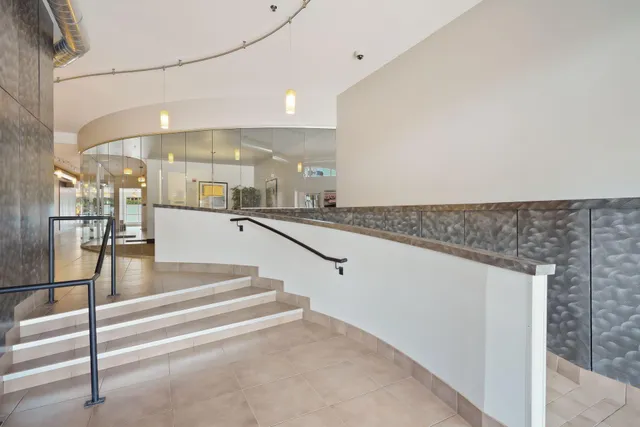 $1,595 | 15 East Franklin Avenue, Unit 309, Minneapolis, MN 55404