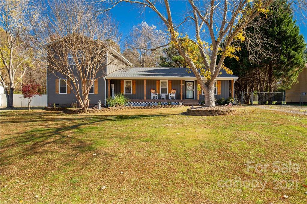 1034 Hay Row Road Clover, SC 29710 - Photo 1 of 26 Gallery Image 1