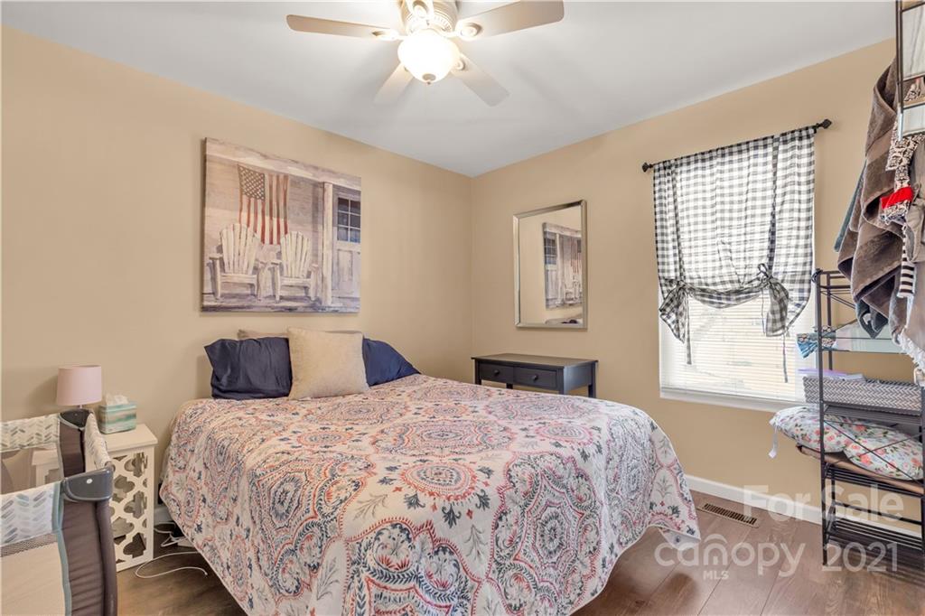 1034 Hay Row Road Clover, SC 29710 - Photo 16 of 26 Gallery Image 16