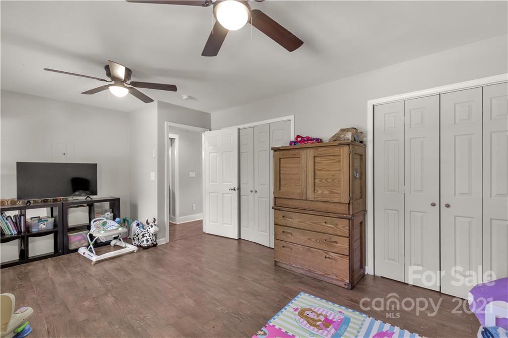 1034 Hay Row Road Clover, SC 29710 - Photo 22 of 26 Gallery Image 22