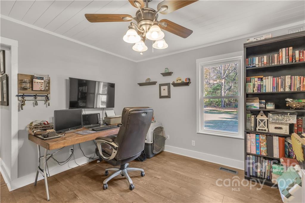 1034 Hay Row Road Clover, SC 29710 - Photo 23 of 26 Gallery Image 23
